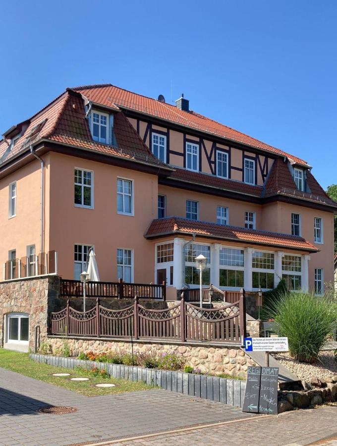 Haus Brandenburg Aparthotel Stechlin Exterior photo